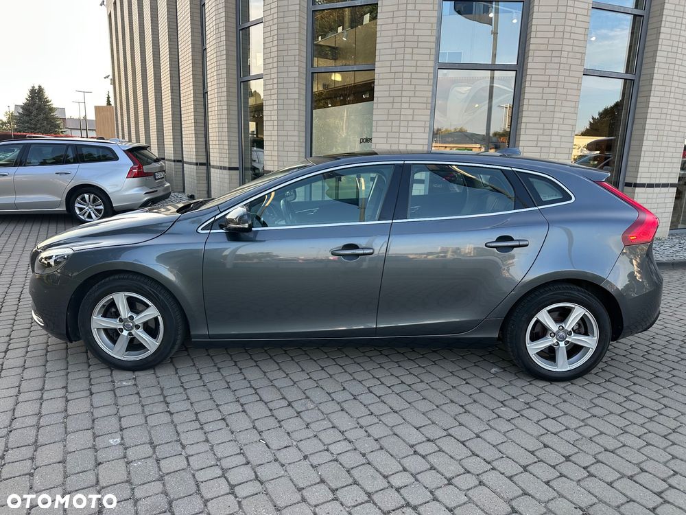 Volvo V40 D2 Momentum - 20