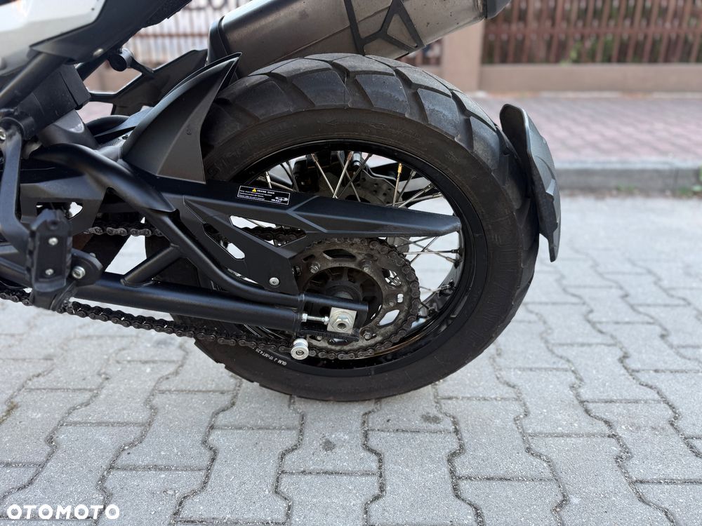 Benelli TRK 502X - 24