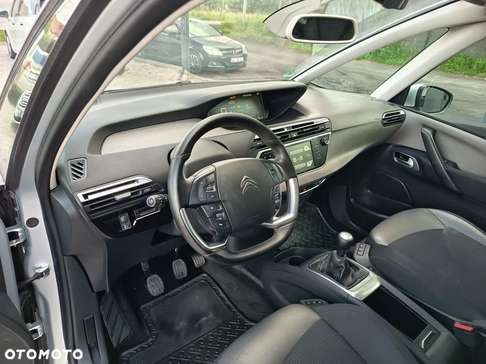 Citroën C4 Grand Picasso 1.6 e-HDi Exclusive - 17
