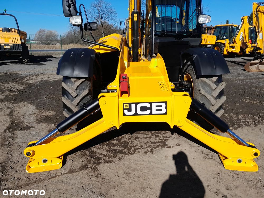 JCB 540-140 - 12