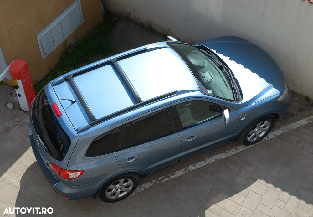 Hyundai Santa Fe 2.2 DSL VGT 5 SEATS 4WD MT STYLE - 2