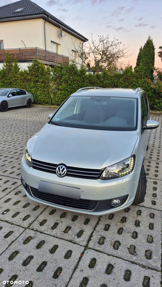 Volkswagen Touran 2.0 TDI DPF Highline DSG - 1