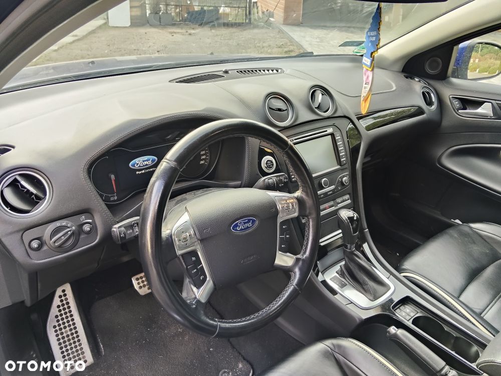 Ford Mondeo - 4