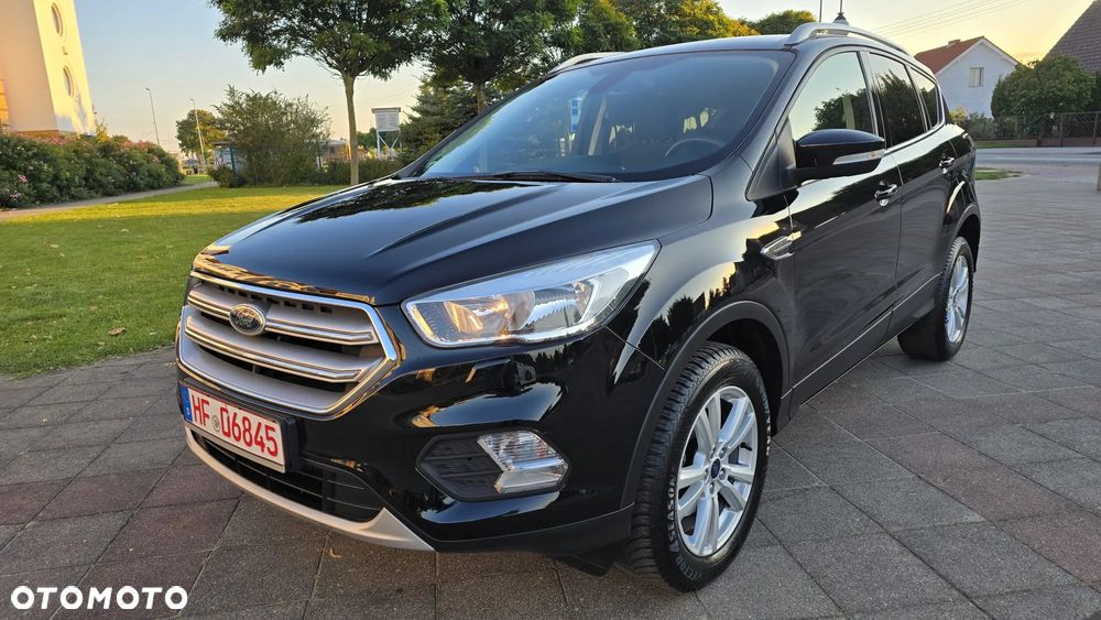Ford Kuga - 1