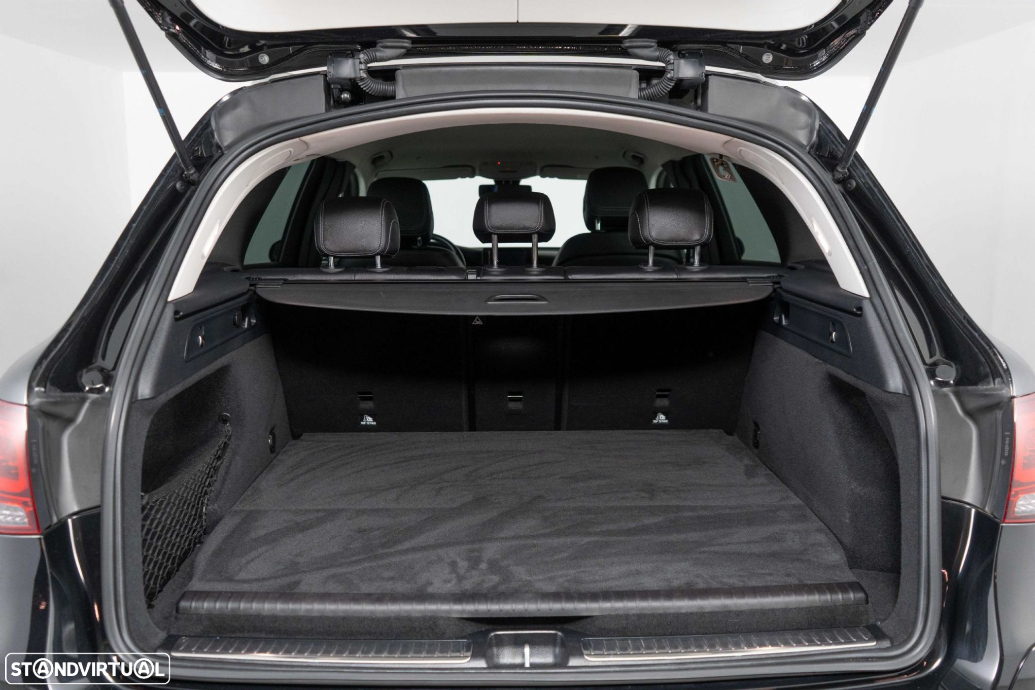 Mercedes-Benz GLC 300 de 4Matic - 12