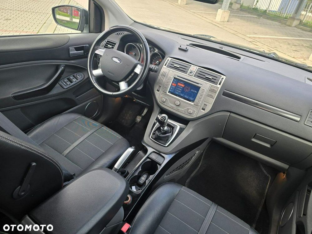 Ford Kuga - 26