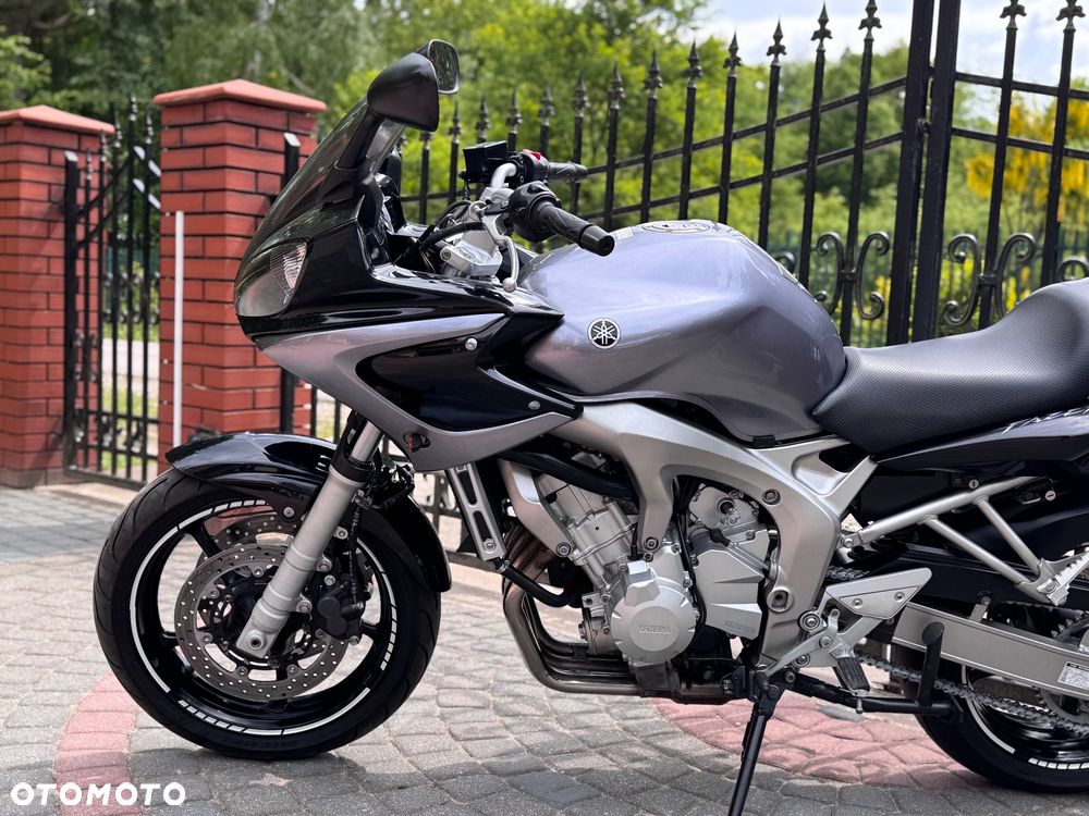 Yamaha FZ6 - 19