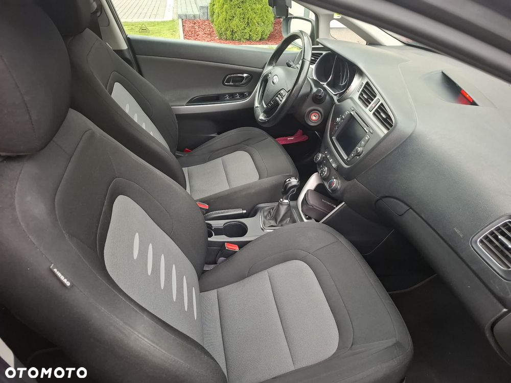 Kia Ceed 1.6 CRDi Business Line - 6