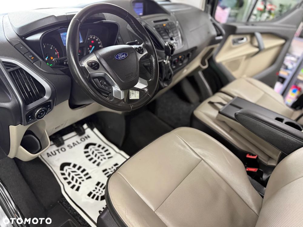 Ford Tourneo Custom 310 L2H1 VA Titanium - 18