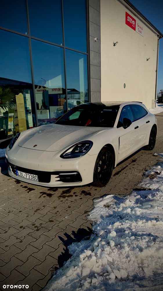 Porsche Panamera 4S - 3