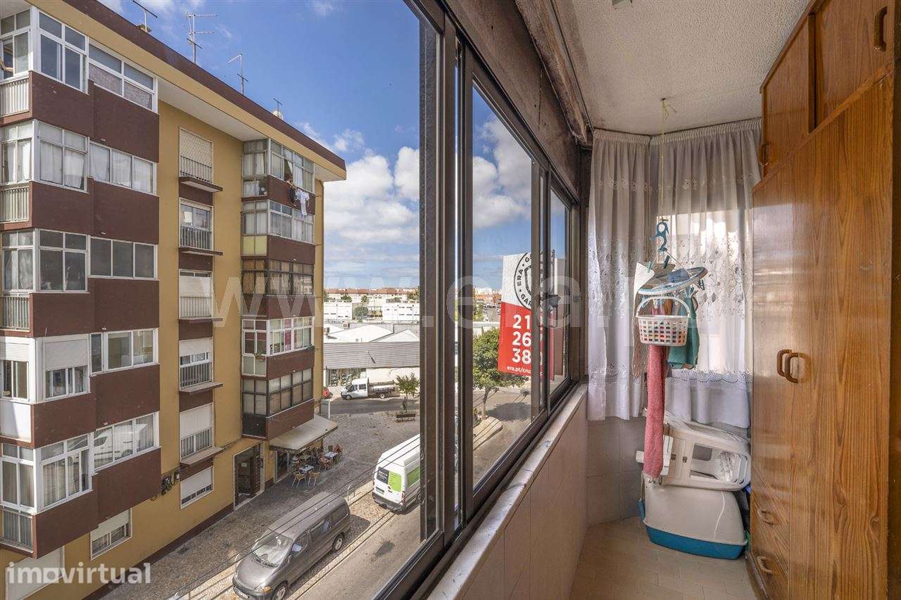 Apartamento t2; Laranjeiro - Grande imagem: 3/11