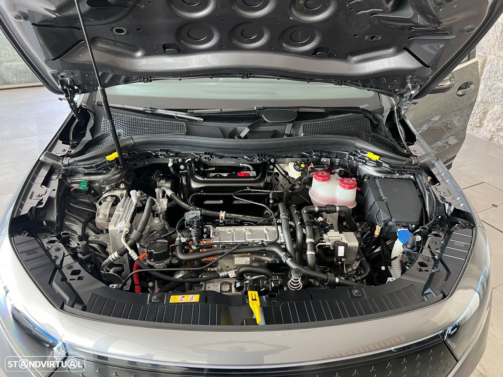 Mercedes-Benz EQA 250+ Progressive - 30