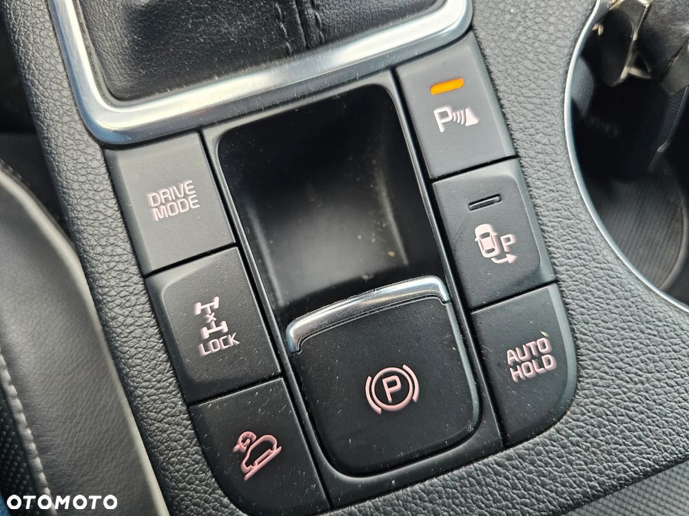 Kia Sportage 2.0 CRDI Business Line 4WD - 18