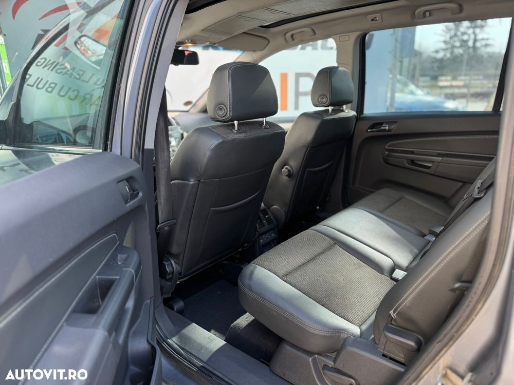 Opel Zafira - 33