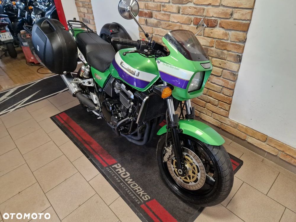 Kawasaki ZRX - 1