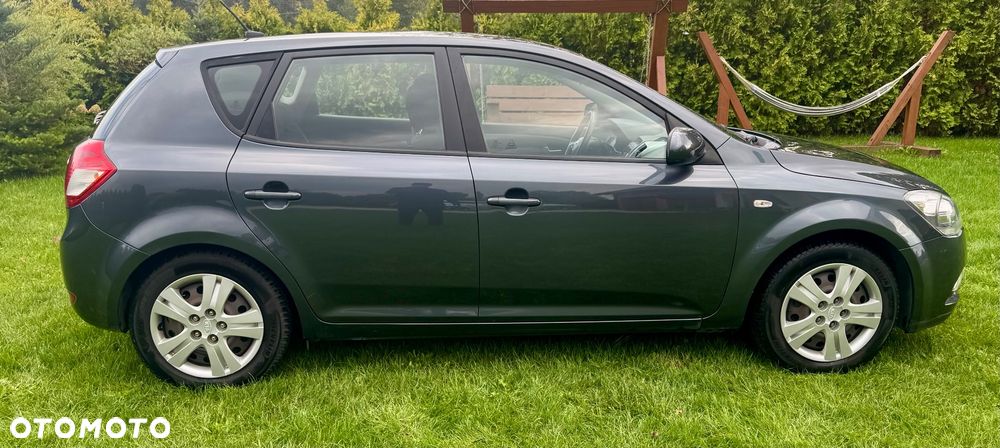 Kia Ceed Cee'd 1.4 Comfort + - 11