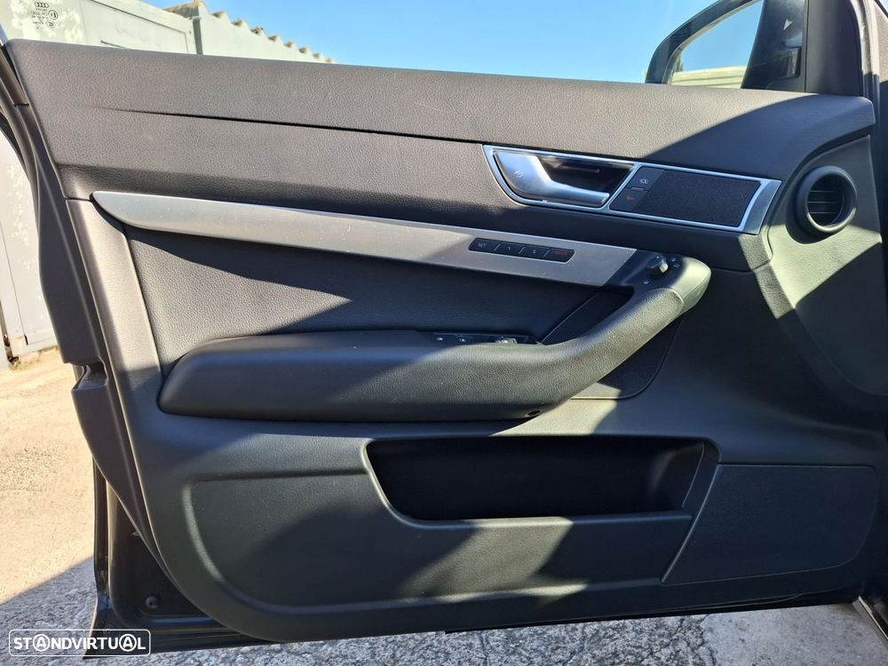 Audi A6 Avant 2.0 TDI Multitronic S-line - 39