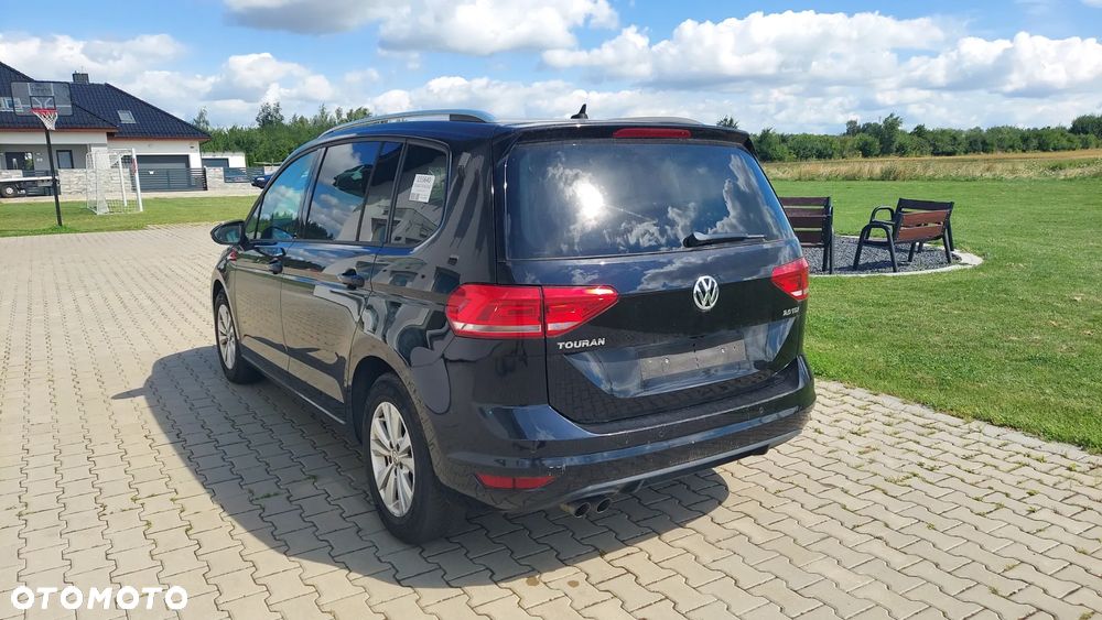 Volkswagen Touran 2.0 TDI SCR (BlueMotion Technology) DSG Comfortline - 4