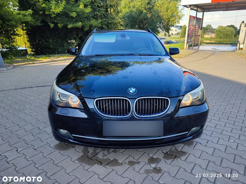 BMW Seria 5 530d Touring - 2