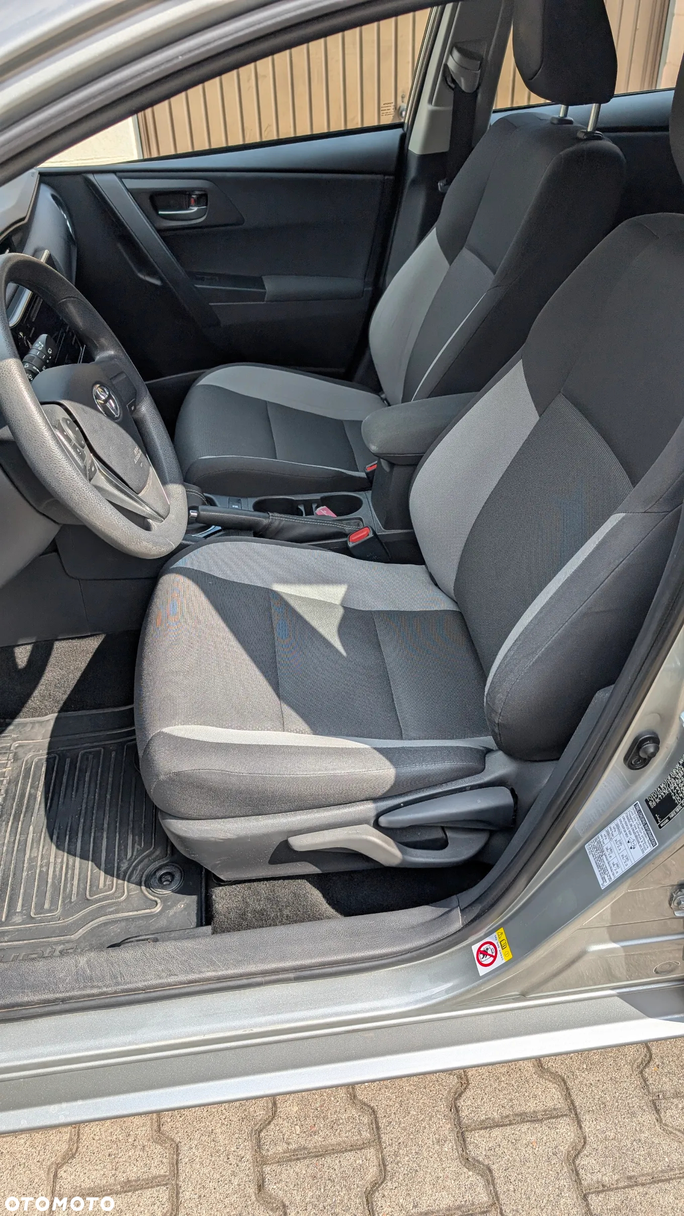 Toyota Auris 1.33 VVT-i Active - 9