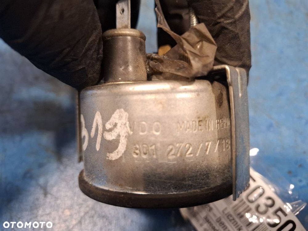 MERCEDES BENZ KACZKA 207 D WSKAŹNIK PALIWA - 4