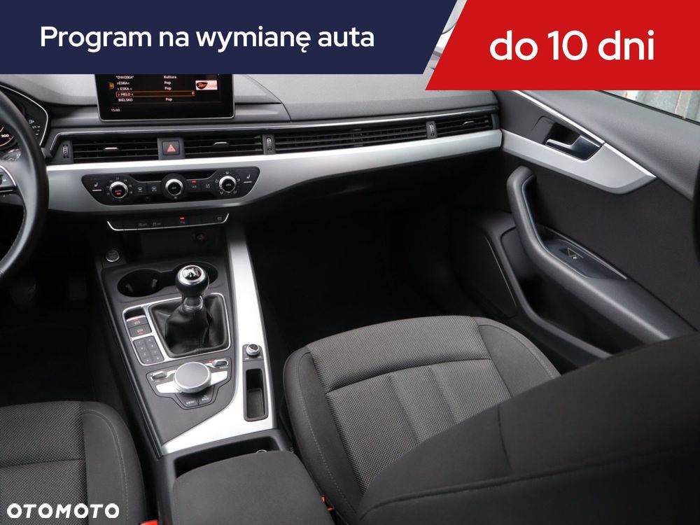 Audi A4 Limousine - 10