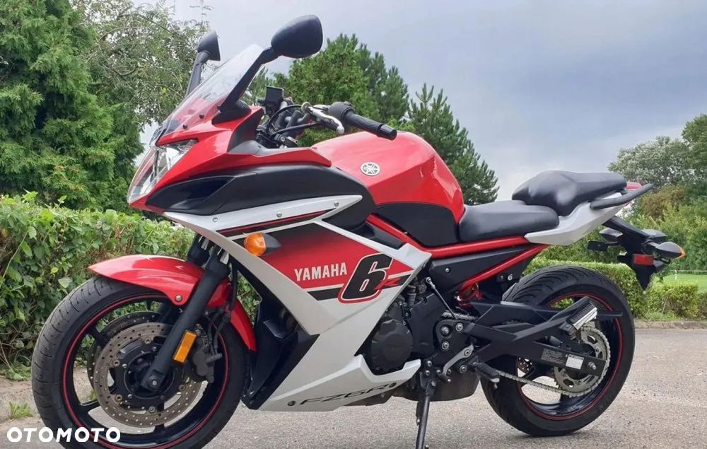 Yamaha XJ - 12
