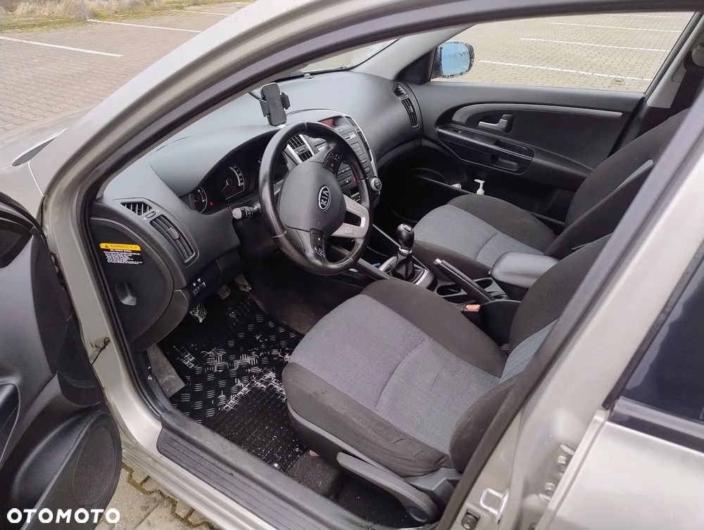 Kia Ceed 1.6 Crdi Optimum - 3