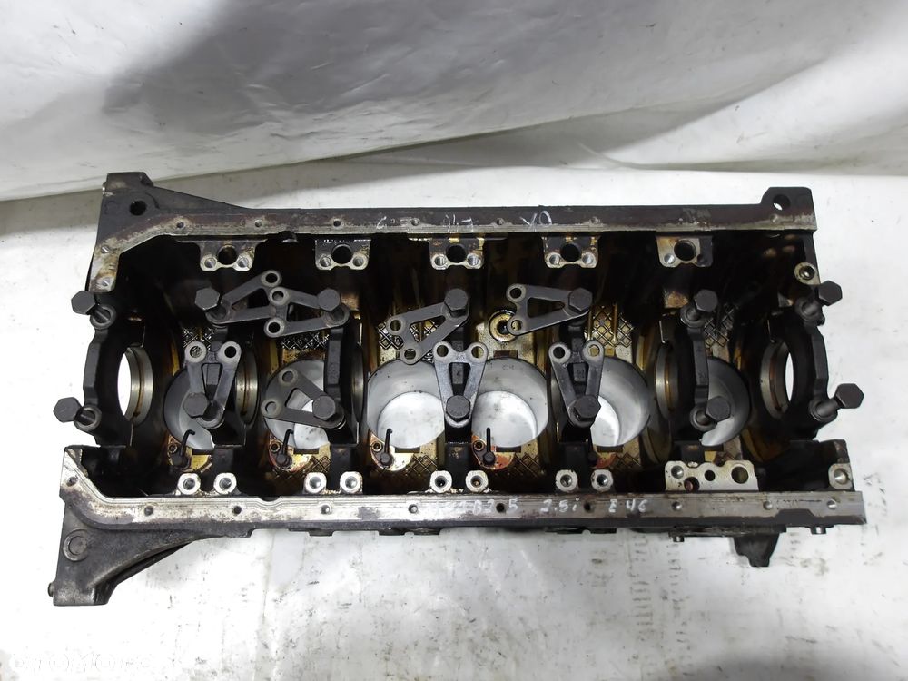 BLOK SILNIKA BMW E39 E46 E60 E61 7502903 2.5 M54 F-VAT - 1