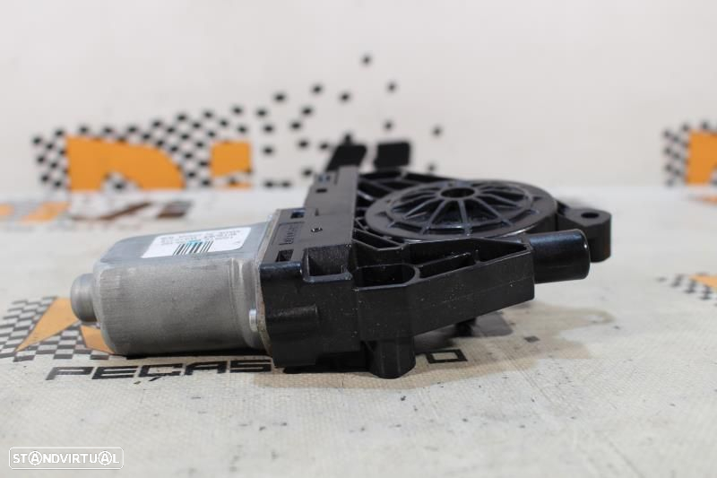 Motor Do Elevador De Vidro Traseiro Direito Volvo V60 I (155, 157)  96 - 4