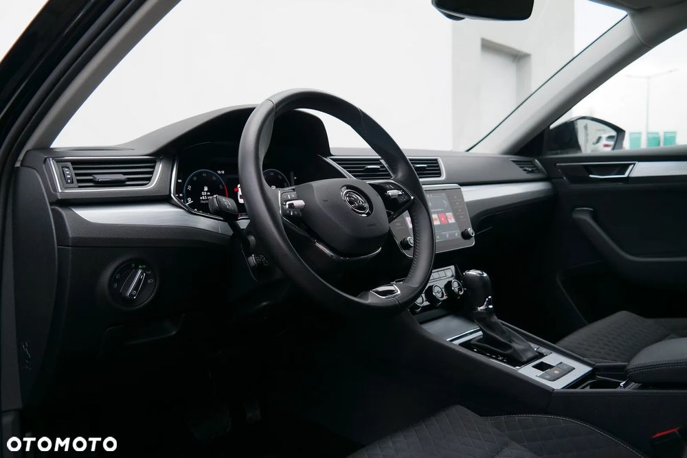 Skoda Superb 2.0 TSI Ambition DSG - 7