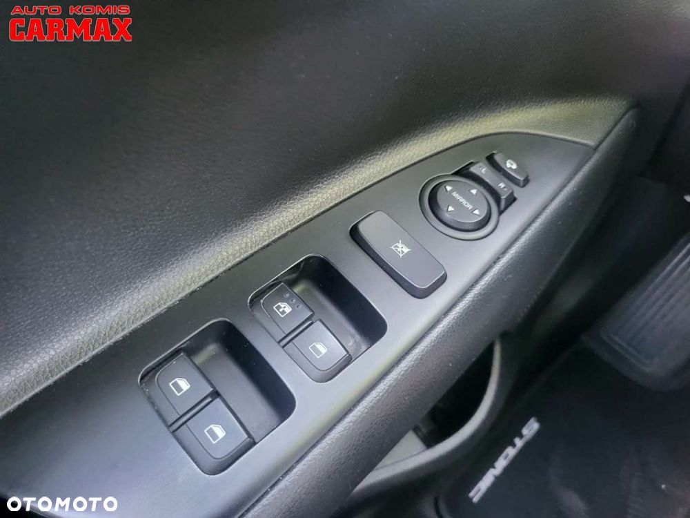 Kia Stonic - 20