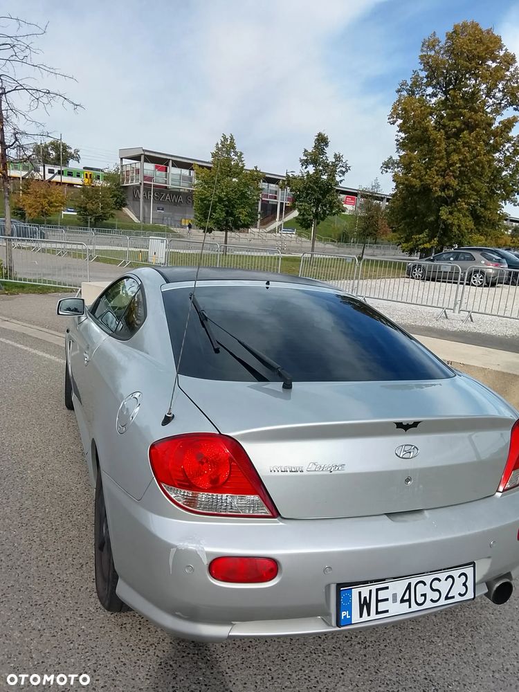 Hyundai Coupe - 3
