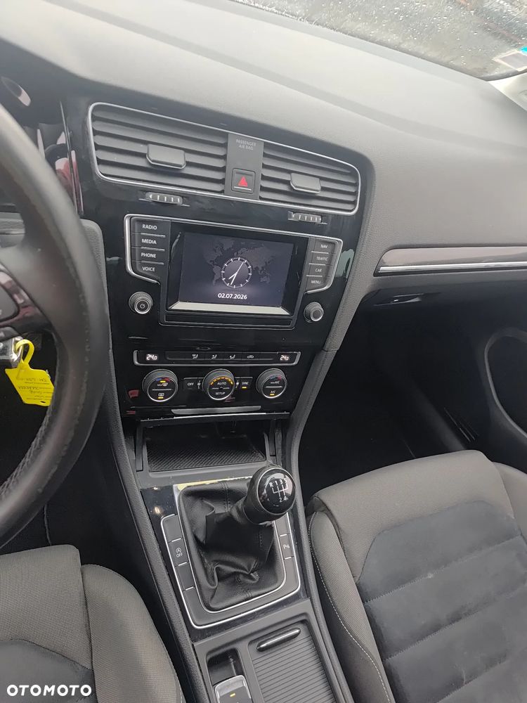 Volkswagen Golf 1.6 TDI Trendline - 26