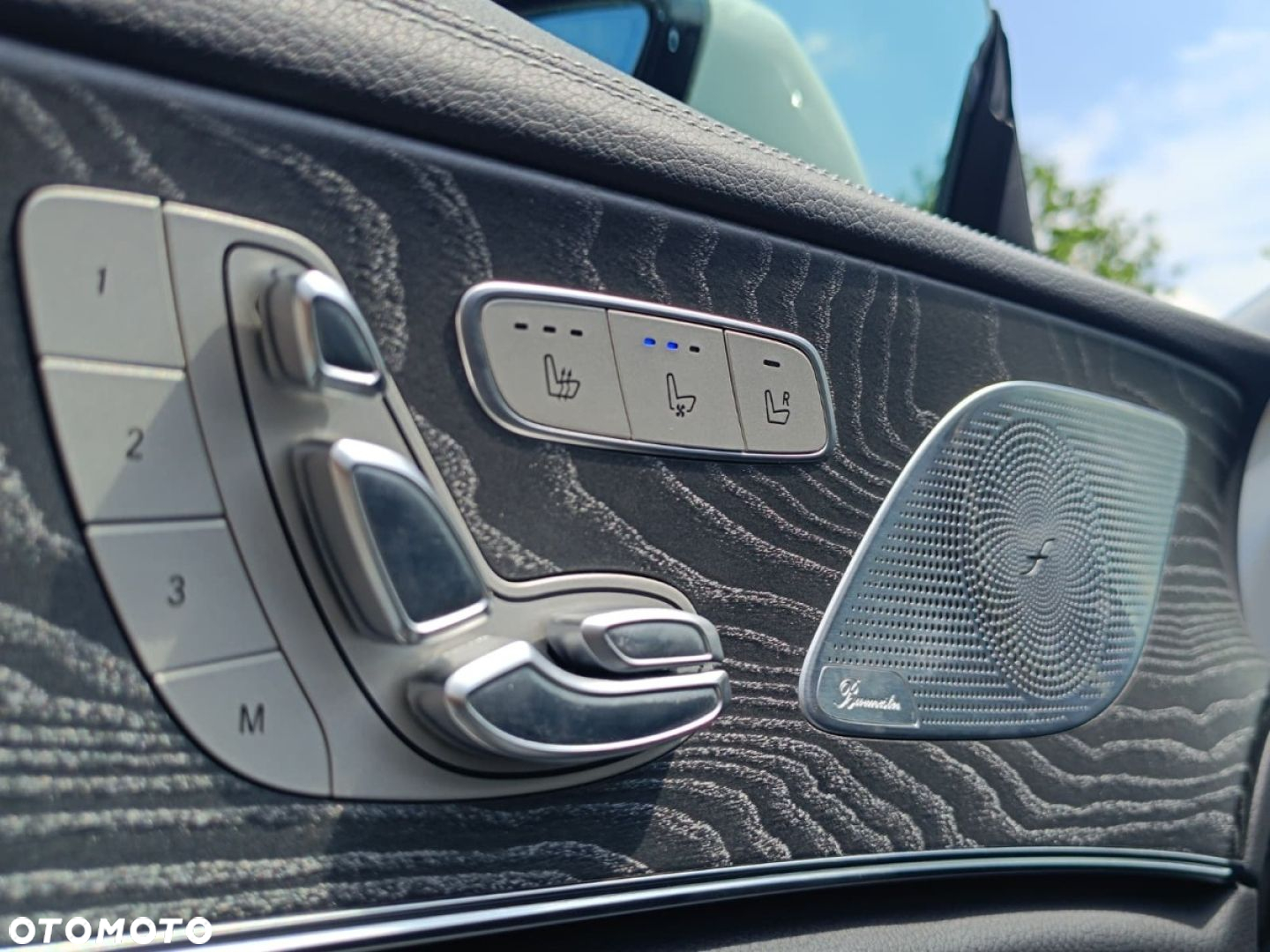 Mercedes-Benz CLS - 25