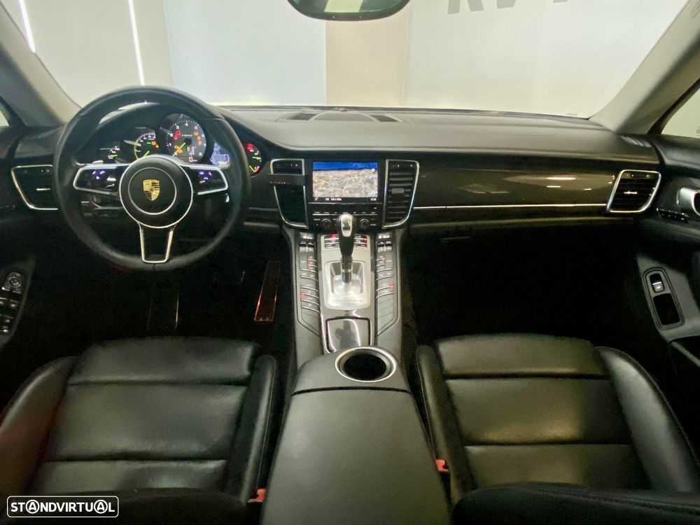 Porsche Panamera S Hybrid J19 - 8