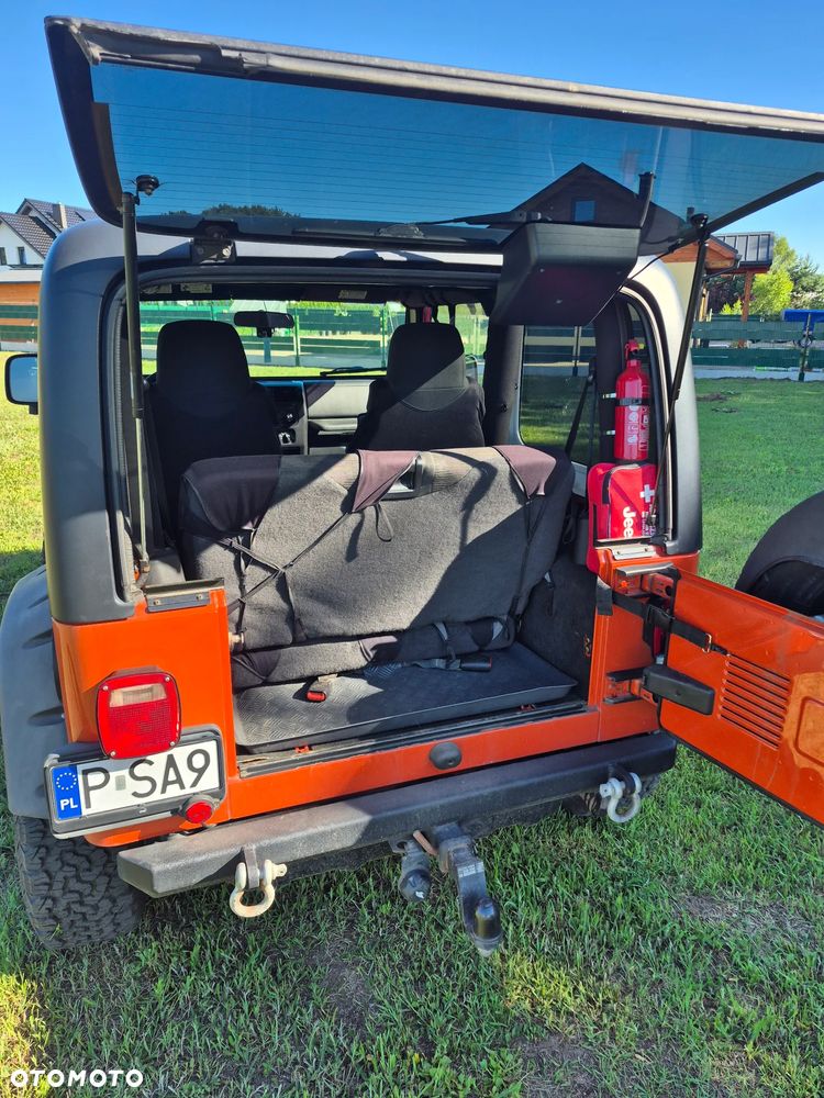 Jeep Wrangler 4.0 Sport - 10
