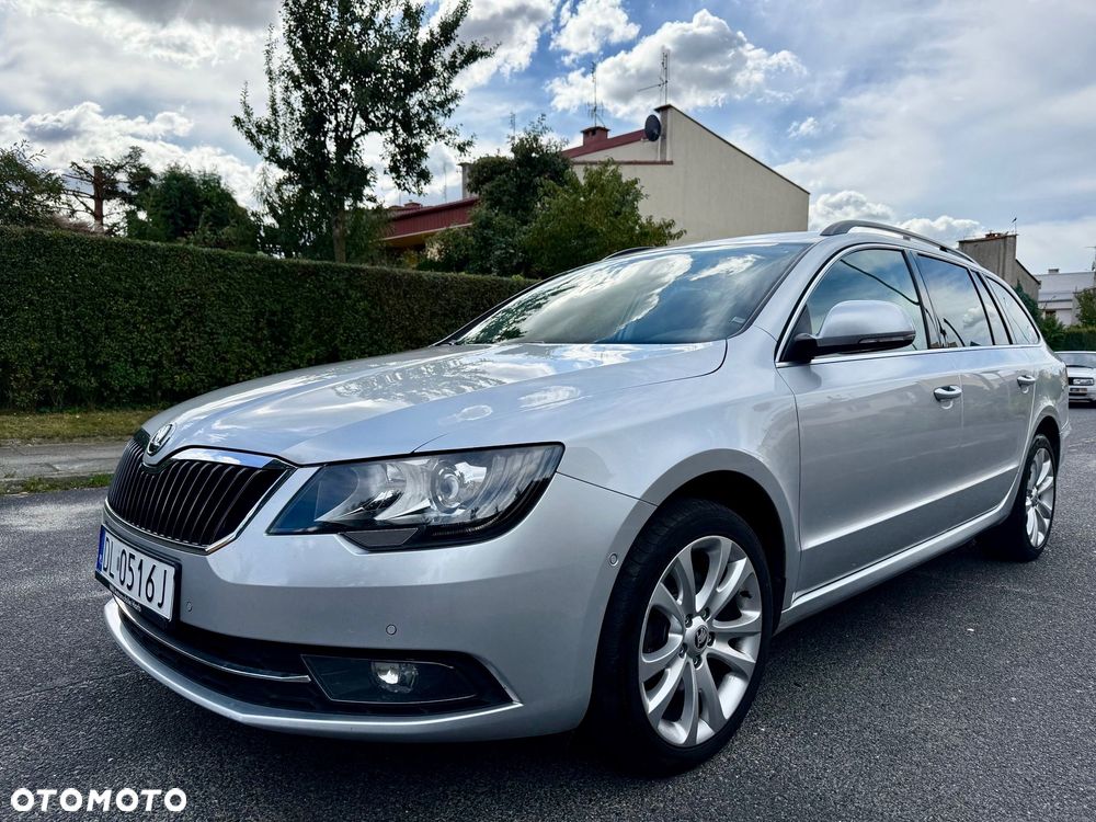 Skoda Superb 2.0 TDI 4x4 Business DSG - 11