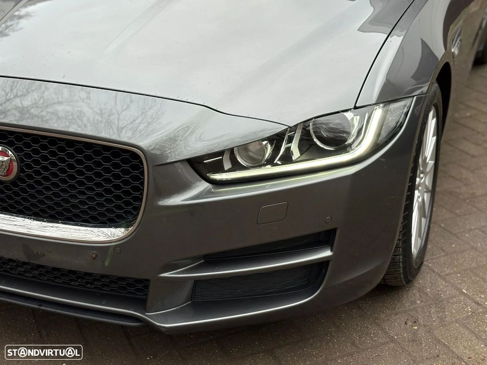Jaguar XE E-Performance Prestige - 1