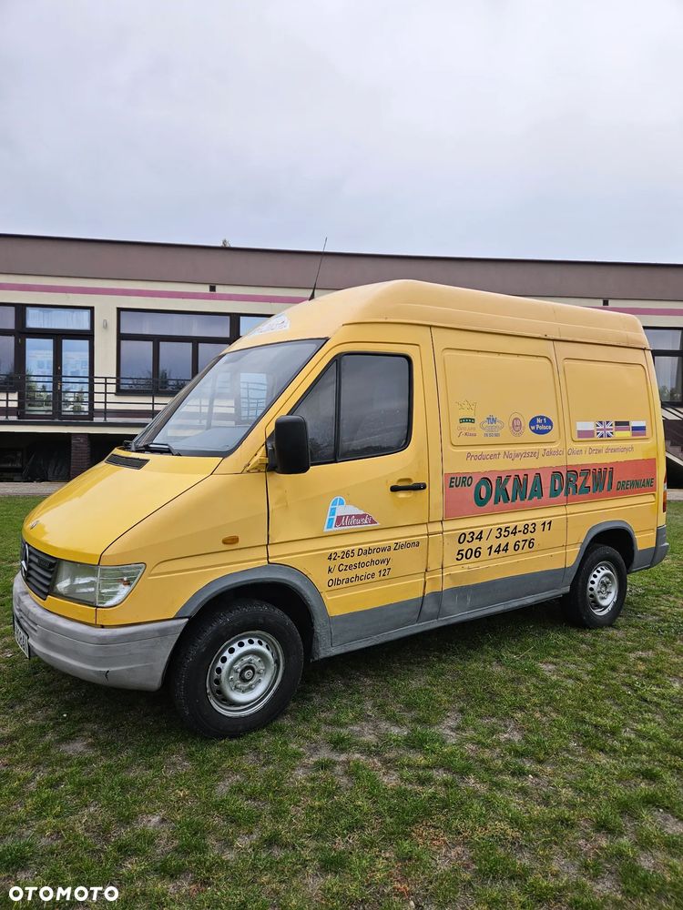 Mercedes-Benz Sprinter