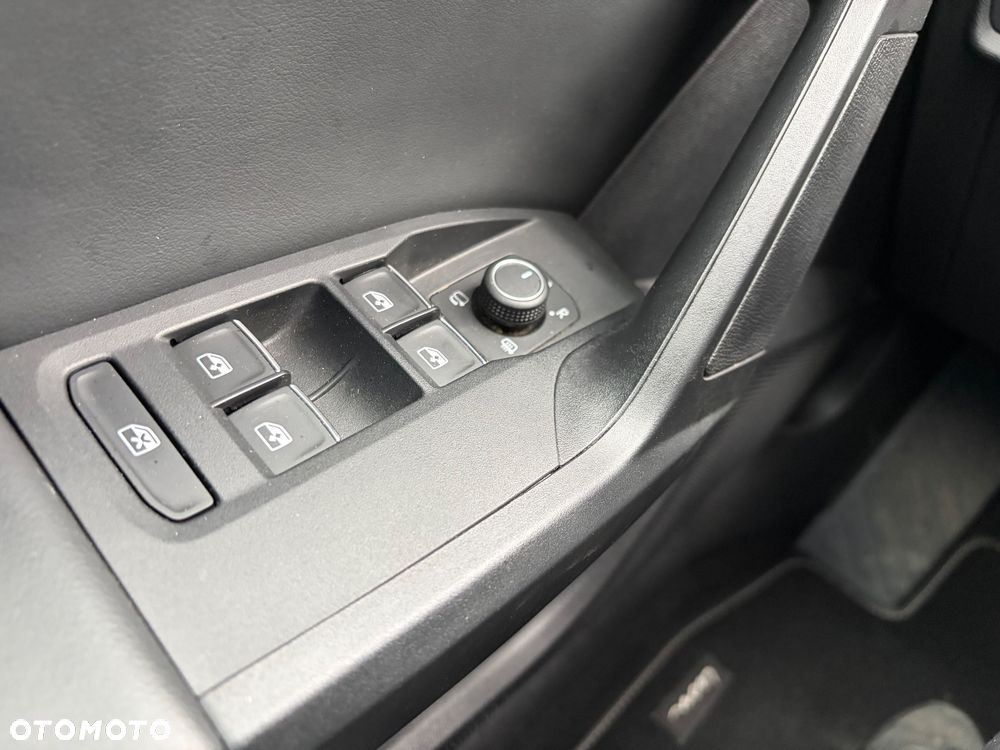 Seat Leon 1.5 eTSI ACT OPF DSG FR - 18