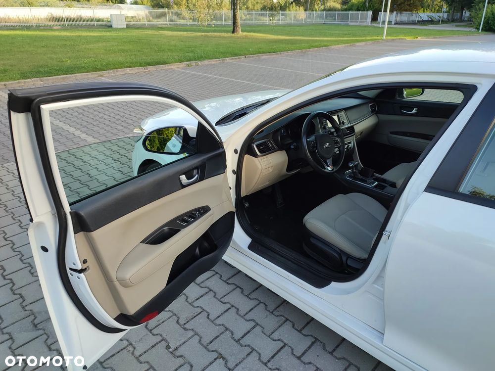 Kia Optima - 9