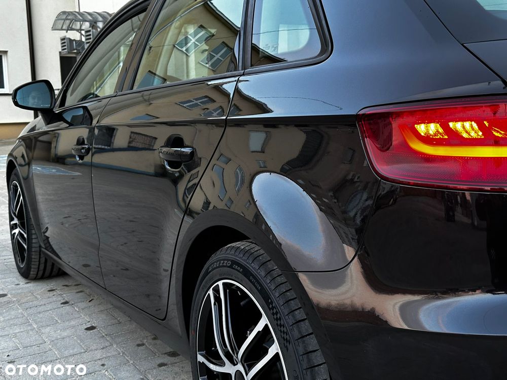 Audi A3 Sportback - 21