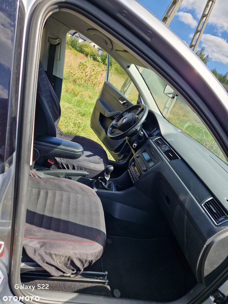 Skoda RAPID 1.2 TSI Ambition - 2