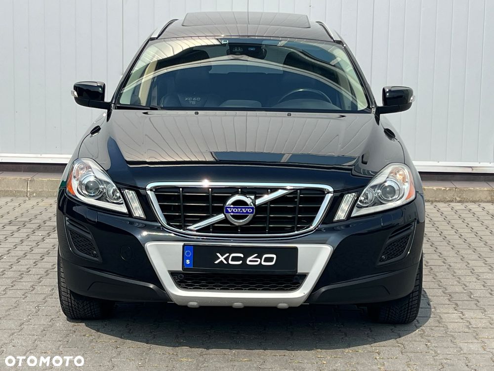 Volvo XC 60 T5 Summum - 3