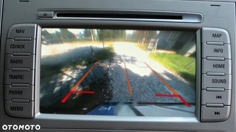 Ford Kuga 2.0 TDCi 2x4 Titanium - 18