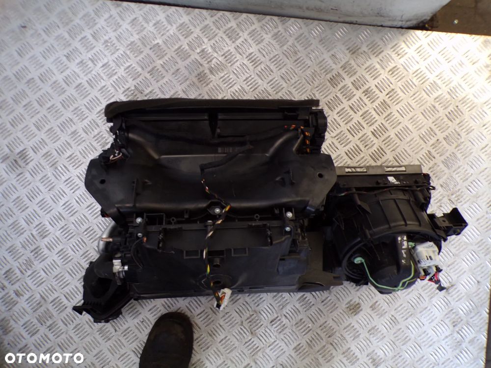 NAGRZEWNICA BMW E82 2.0 BENZYNA - 6