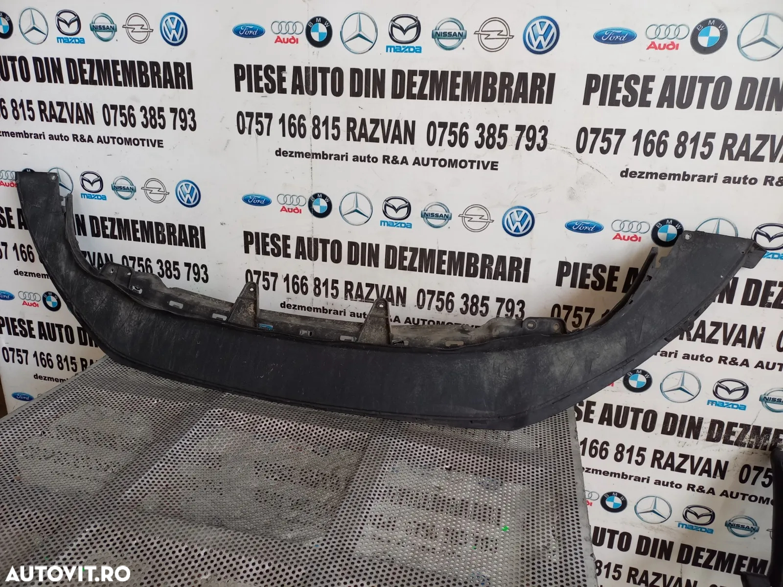 Spoiler Fusta Buza Bara Fata Vw Golf 6 VI Hatchback Cod 5KA - Dezmembrez Arad - 3