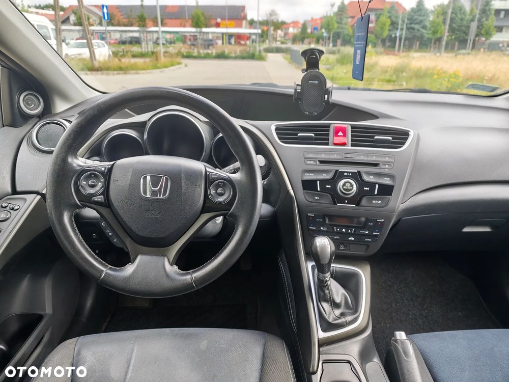 Honda Civic 1.8 Lifestyle - 11