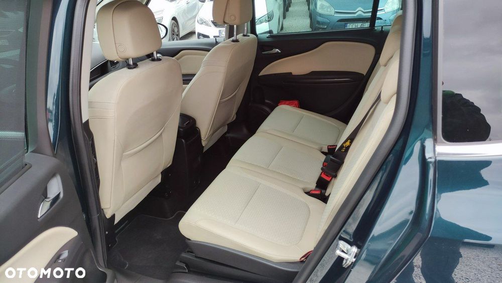 Opel Zafira - 31